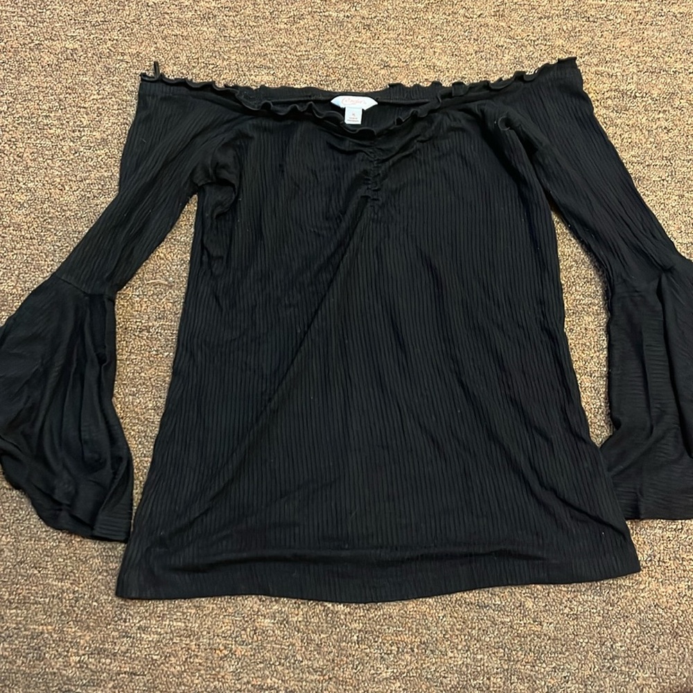 Candies off shoulder top!